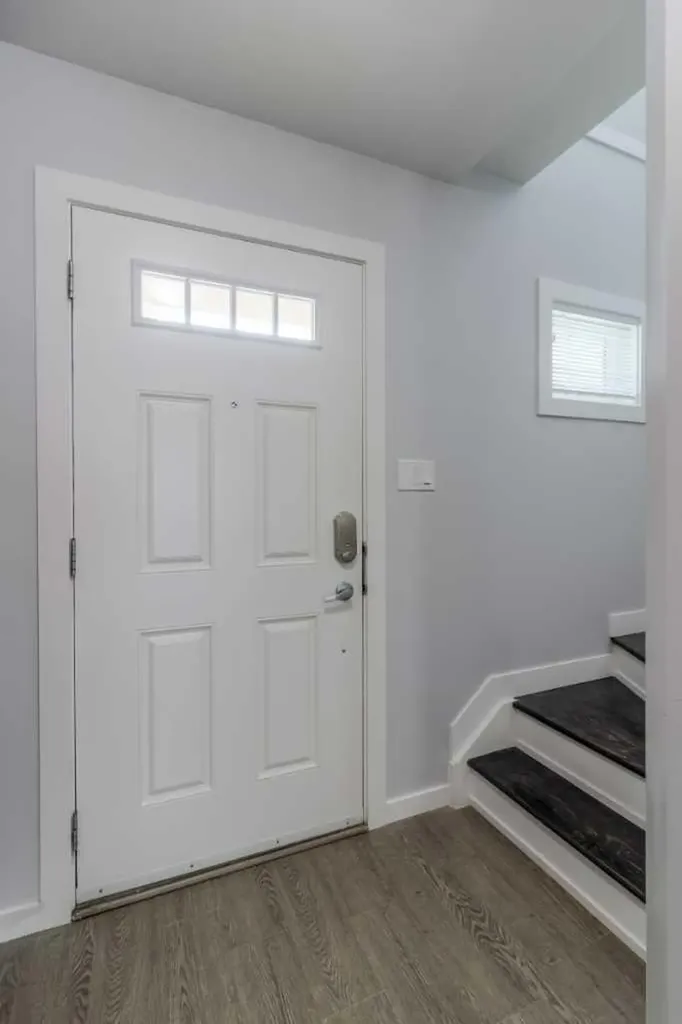 1220 Keystone Lethbridge AB T1J 5H6