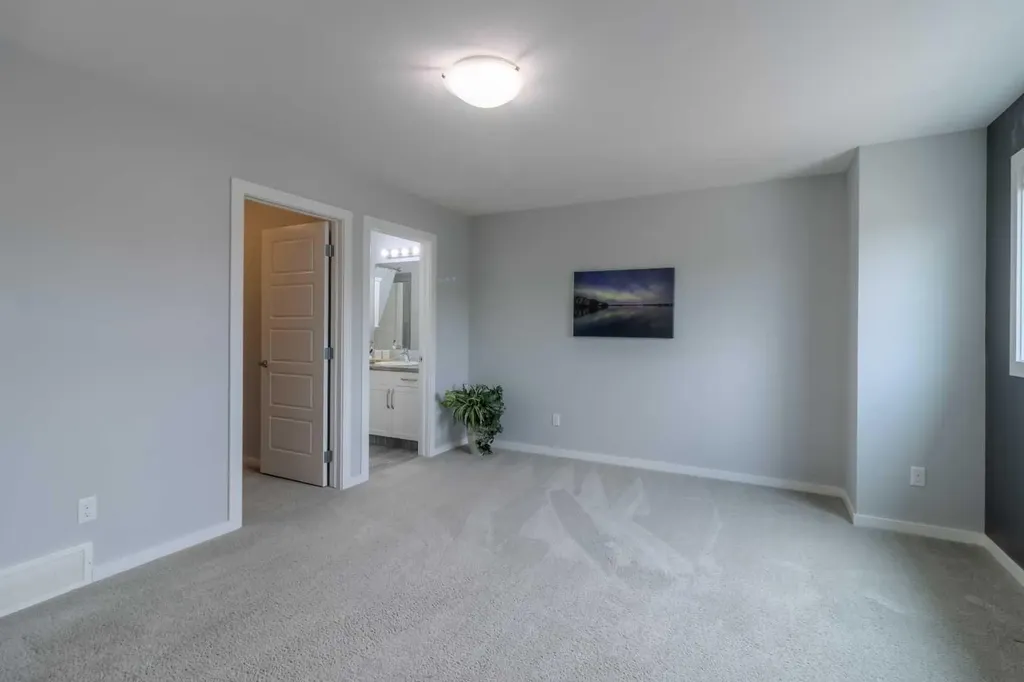1220 Keystone Lethbridge AB T1J 5H6