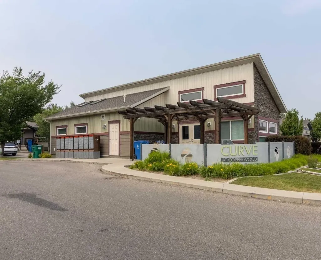 1220 Keystone Lethbridge AB T1J 5H6