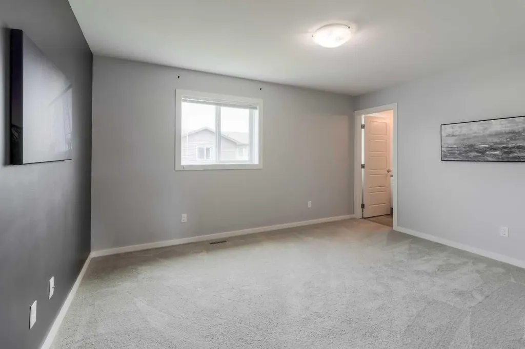 1220 Keystone Lethbridge AB T1J 5H6