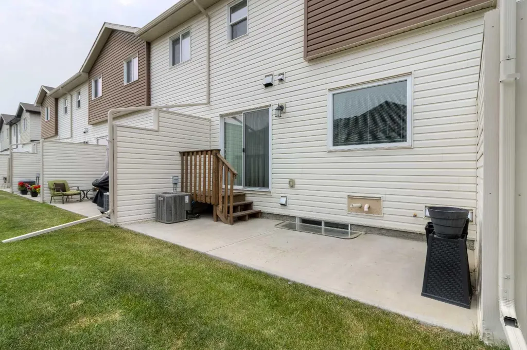 1220 Keystone Lethbridge AB T1J 5H6