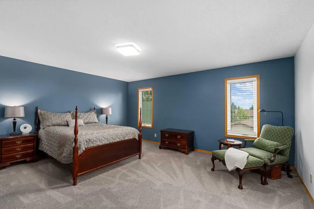 1114 Whitfield Avenue Crossfield AB T0M 0S0