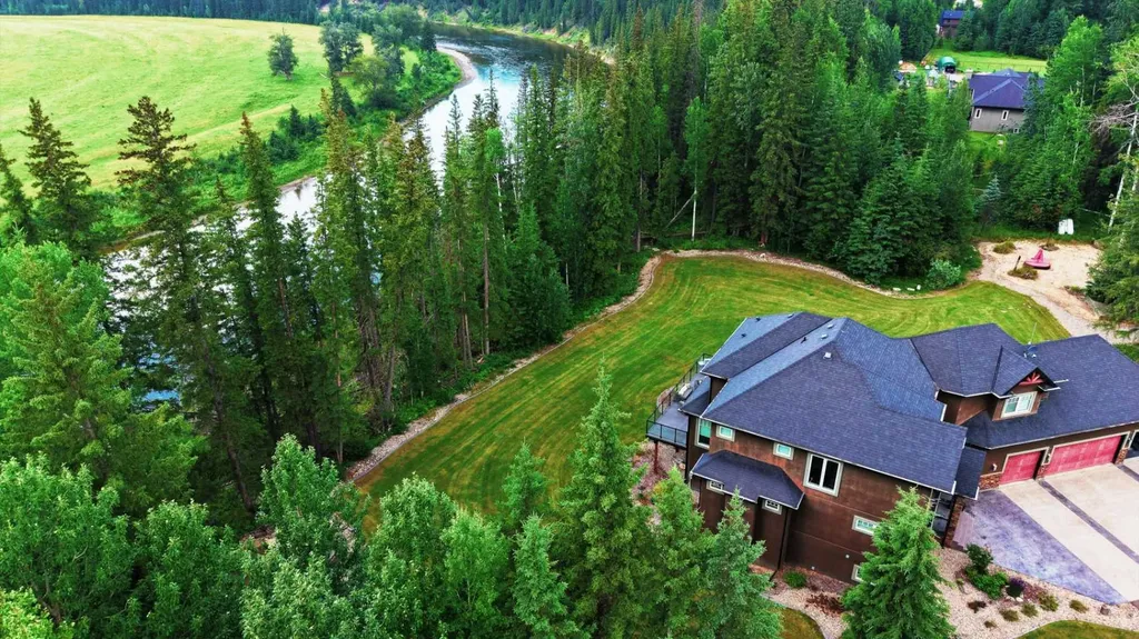 16511 532a Township Rural Yellowhead County AB T7E 3A6