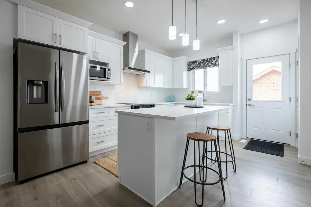 629 Savanna Drive NE Calgary AB T3J5P8