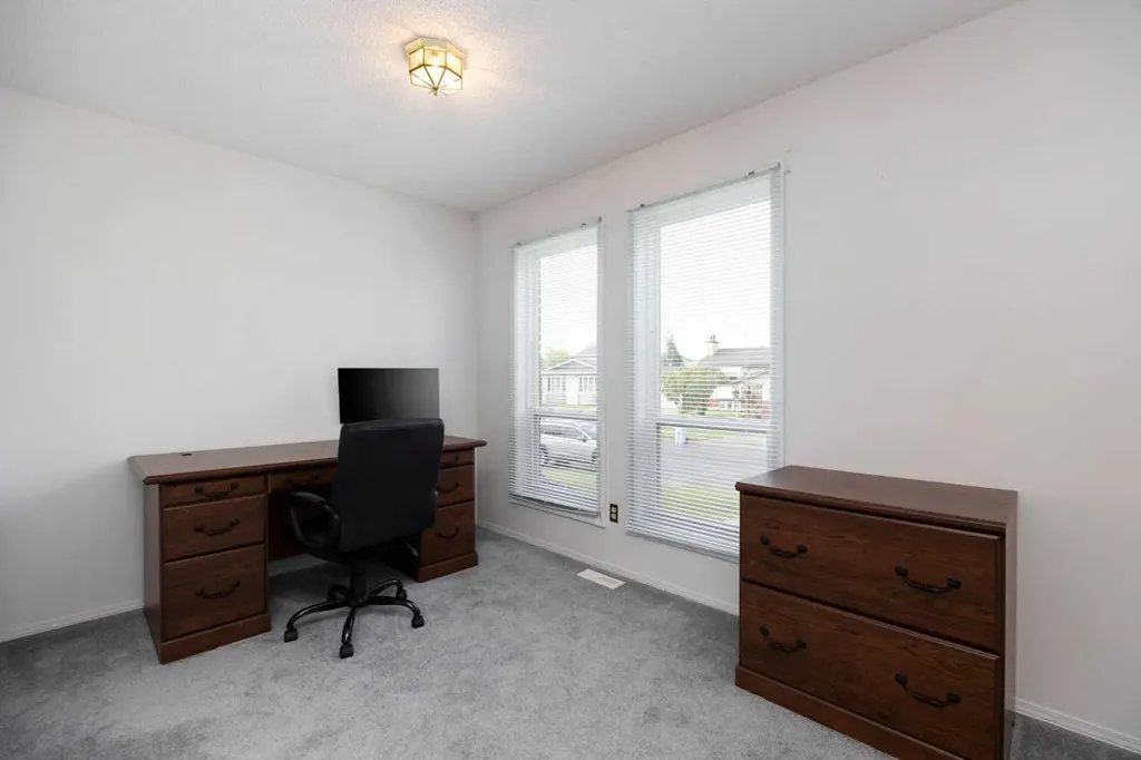 222 Berens Place Fort Mcmurray AB T9K 2C4