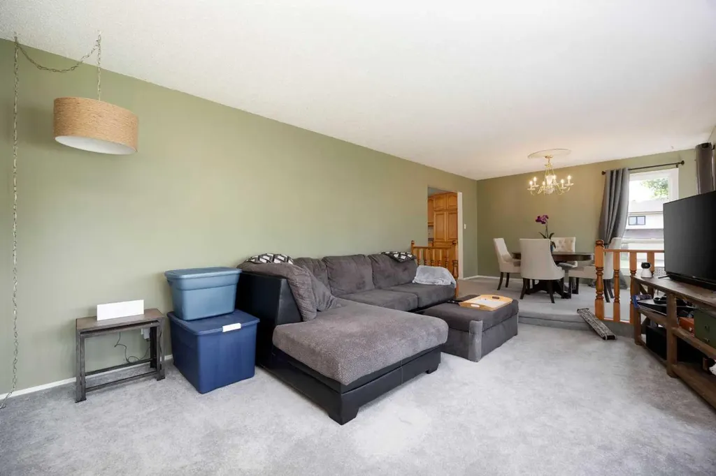 222 Berens Place Fort Mcmurray AB T9K 2C4