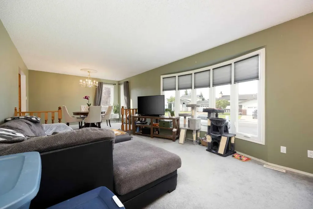 222 Berens Place Fort Mcmurray AB T9K 2C4