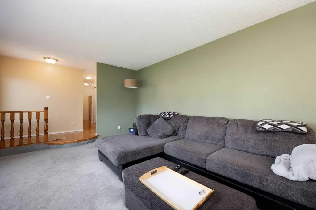 222 Berens Place Fort Mcmurray AB T9K 2C4