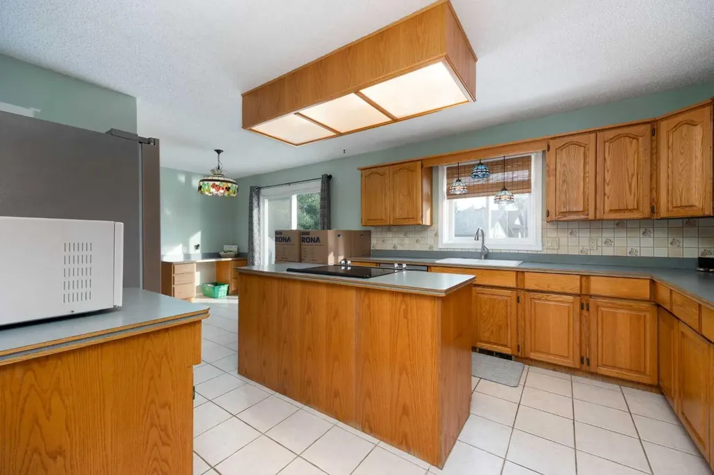 222 Berens Place Fort Mcmurray AB T9K 2C4