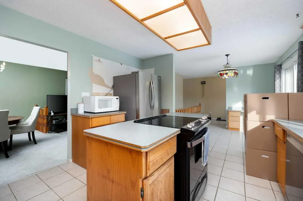 222 Berens Place Fort Mcmurray AB T9K 2C4