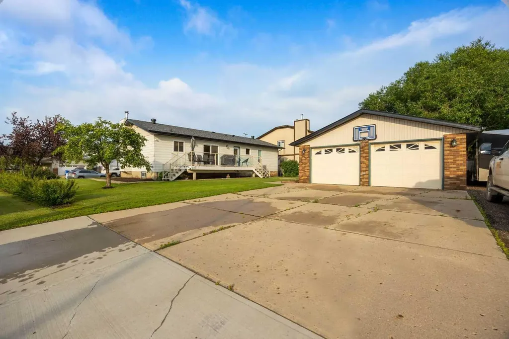 222 Berens Place Fort Mcmurray AB T9K 2C4