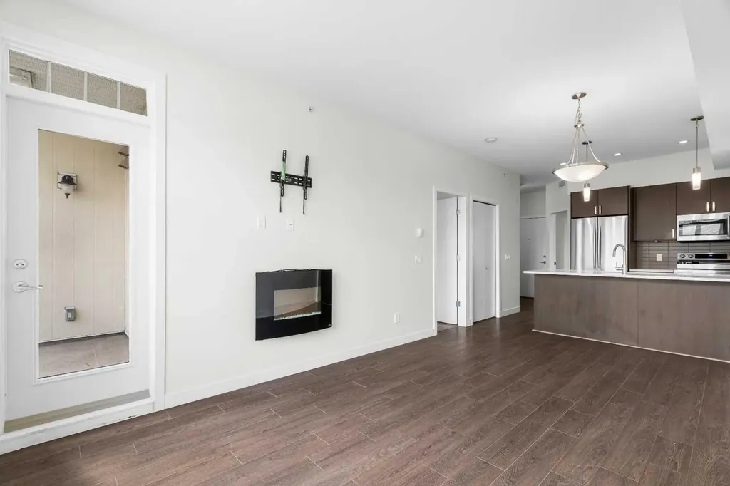 28 Auburn Bay Link SE Calgary AB T3M 1Z7