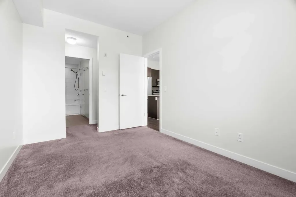 28 Auburn Bay Link SE Calgary AB T3M 1Z7