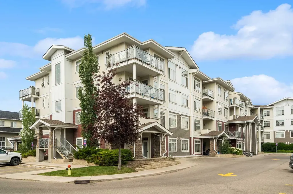 28 Auburn Bay Link SE Calgary AB T3M 1Z7
