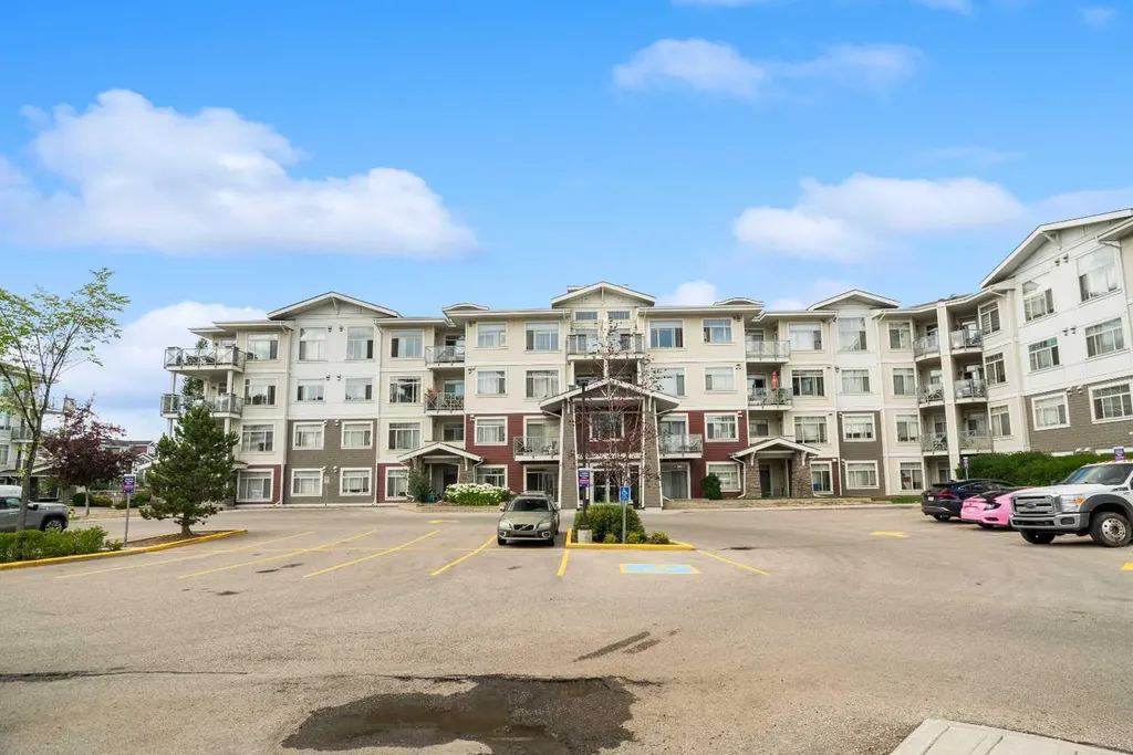 28 Auburn Bay Link SE Calgary AB T3M 1Z7