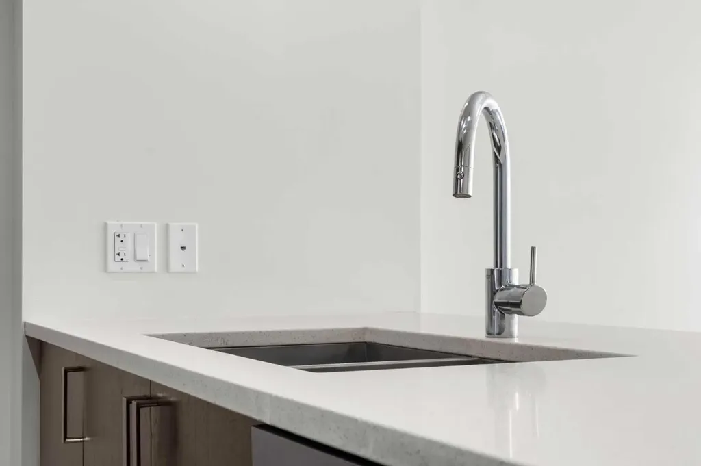 28 Auburn Bay Link SE Calgary AB T3M 1Z7