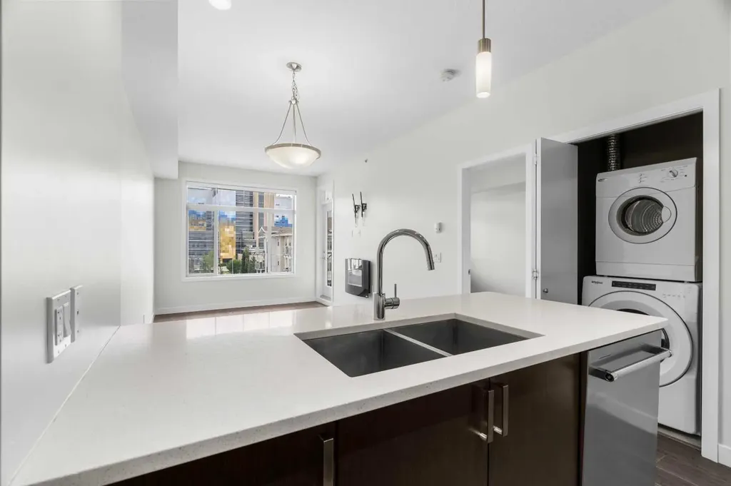28 Auburn Bay Link SE Calgary AB T3M 1Z7
