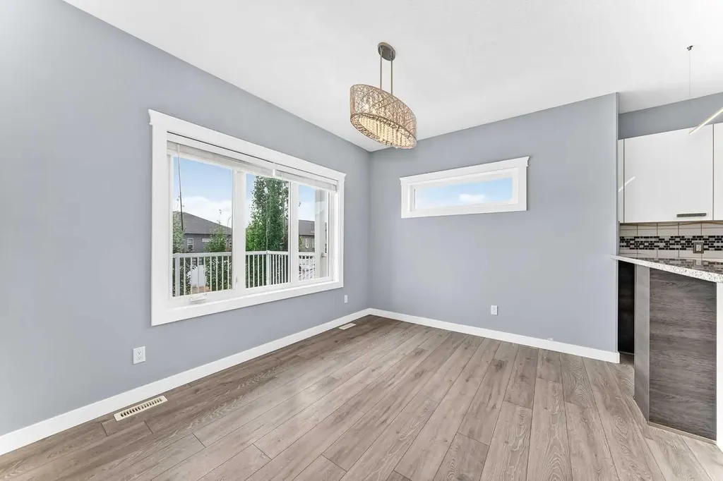 38 Cambridge Close Blackfalds AB T4M 0A3