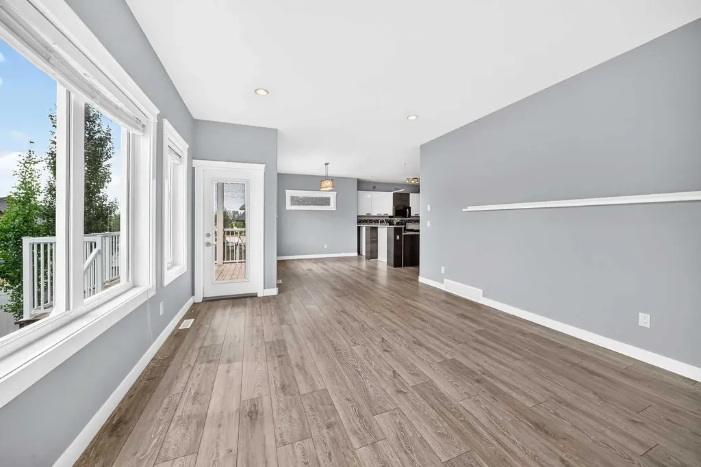 38 Cambridge Close Blackfalds AB T4M 0A3