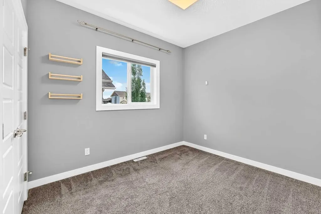 38 Cambridge Close Blackfalds AB T4M 0A3