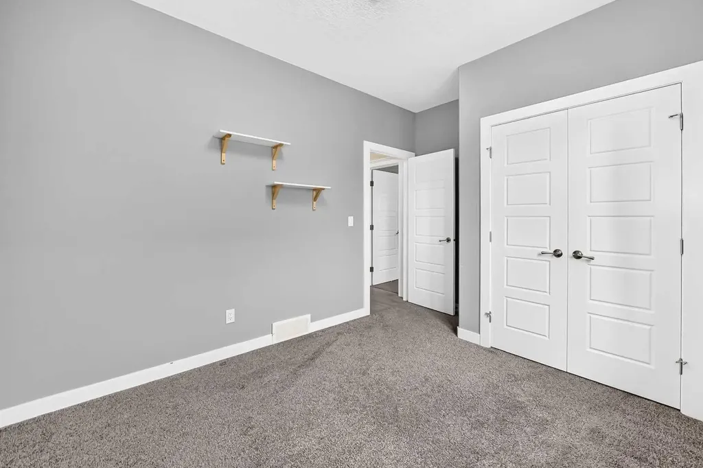 38 Cambridge Close Blackfalds AB T4M 0A3