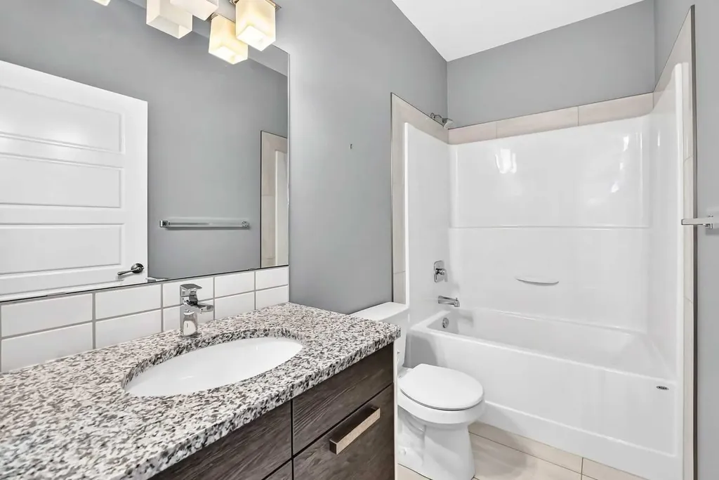 38 Cambridge Close Blackfalds AB T4M 0A3
