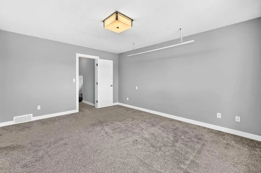 38 Cambridge Close Blackfalds AB T4M 0A3