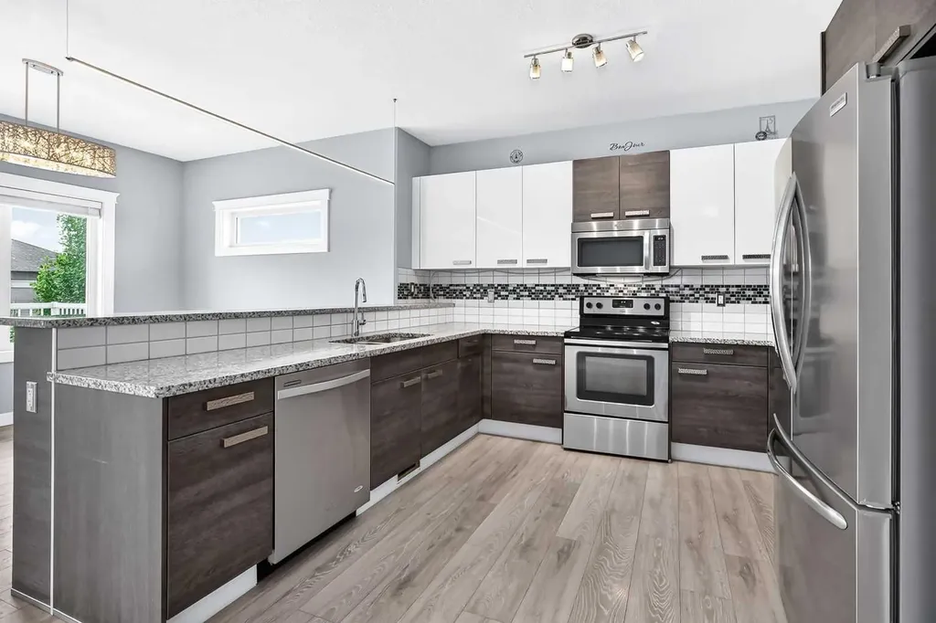 38 Cambridge Close Blackfalds AB T4M 0A3