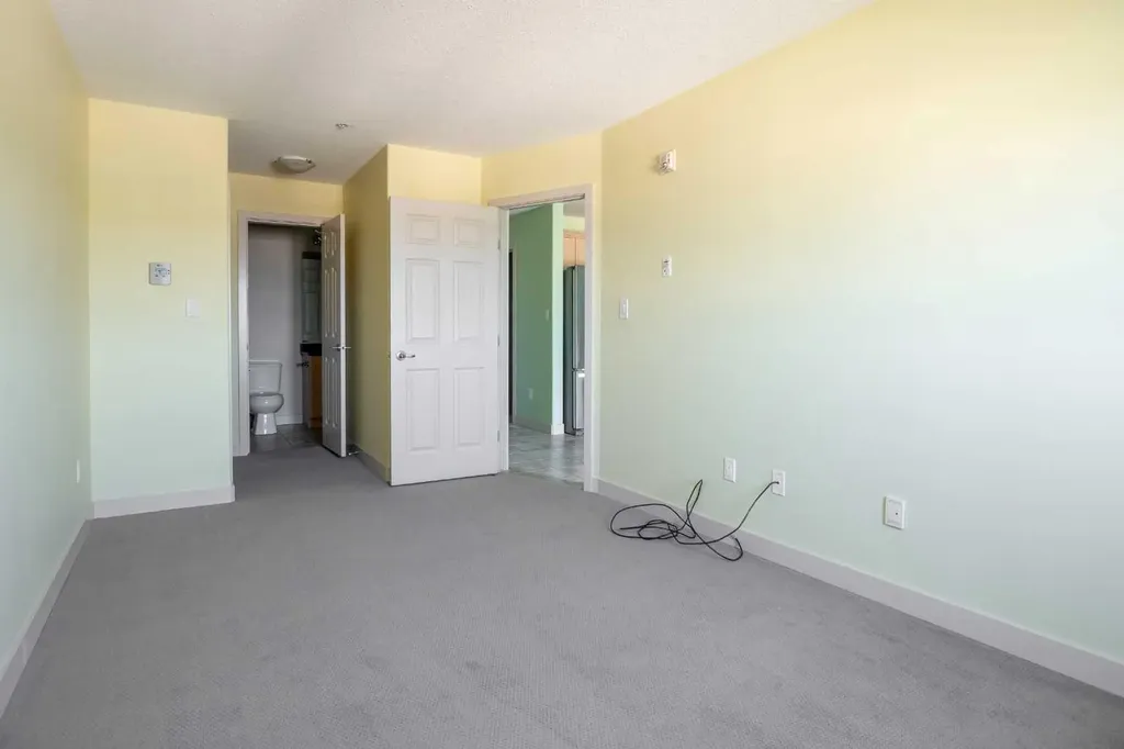 8528 Manning Avenue Fort Mcmurray AB T9H 5G2