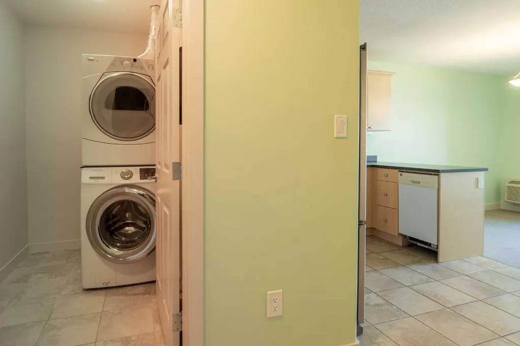8528 Manning Avenue Fort Mcmurray AB T9H 5G2