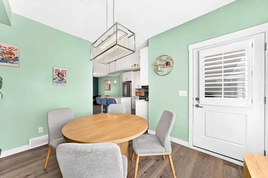 532 Cranford Drive SE Calgary AB T3M2P7