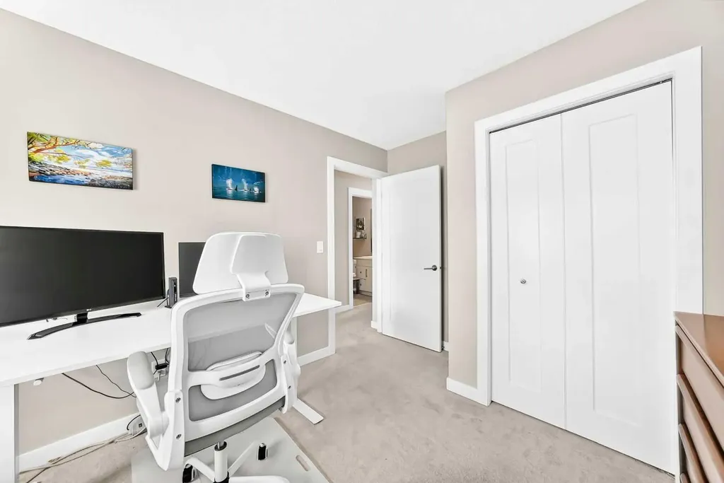 532 Cranford Drive SE Calgary AB T3M2P7