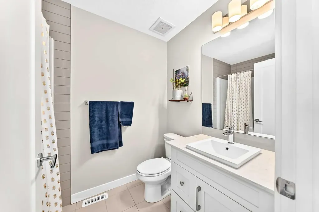 532 Cranford Drive SE Calgary AB T3M2P7