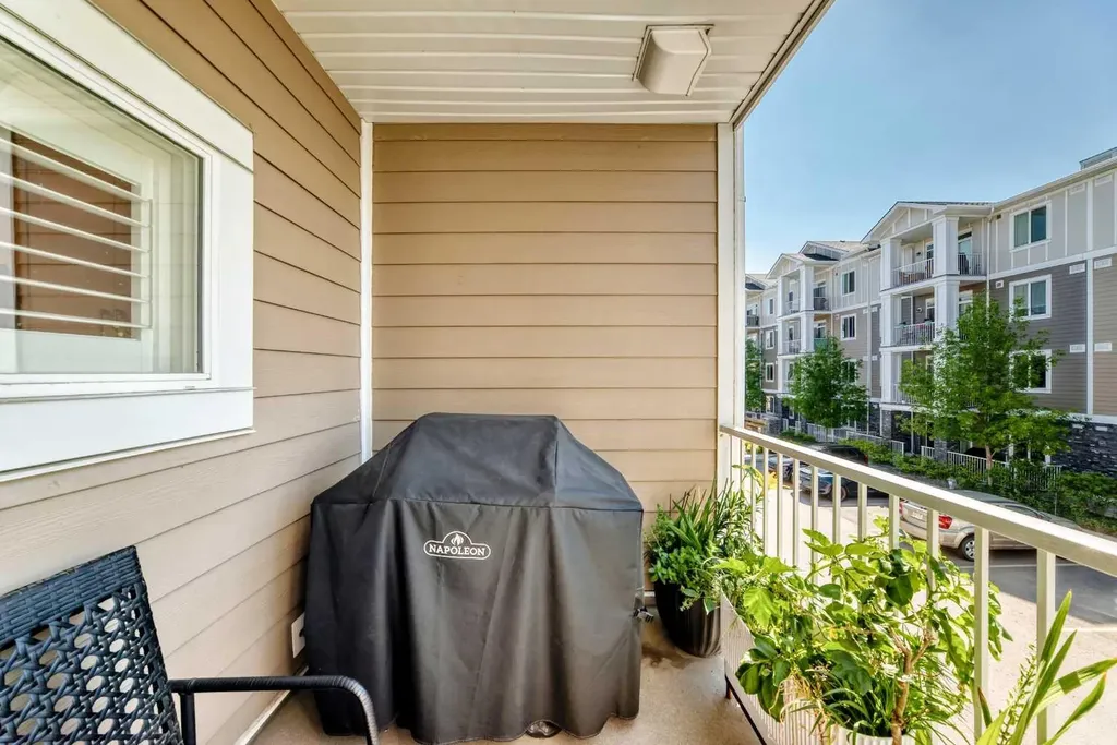 532 Cranford Drive SE Calgary AB T3M2P7