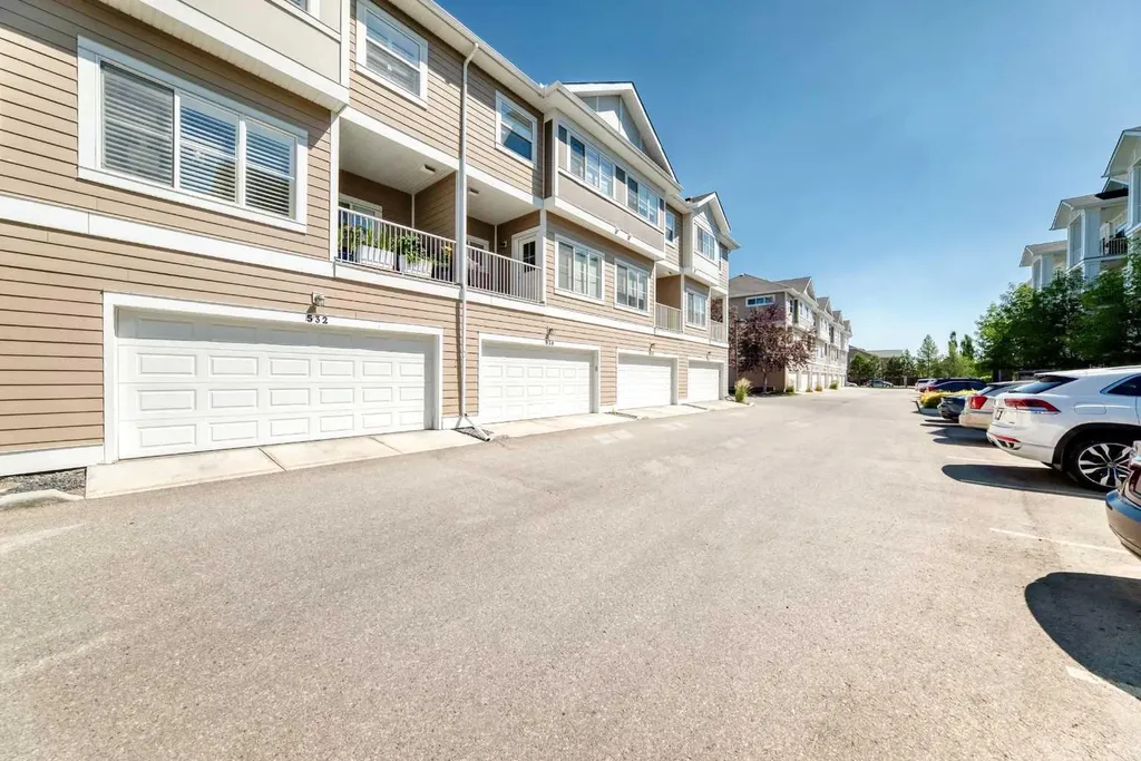 532 Cranford Drive SE Calgary AB T3M2P7