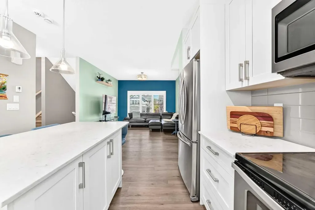 532 Cranford Drive SE Calgary AB T3M2P7