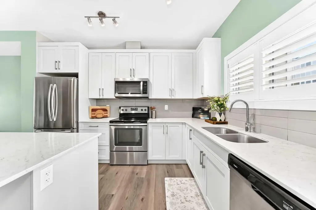 532 Cranford Drive SE Calgary AB T3M2P7