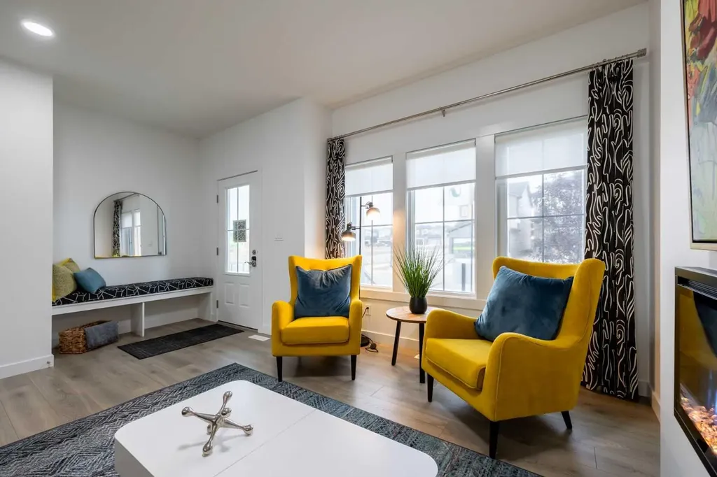 633 Savanna Drive NE Calgary AB T3J5P8