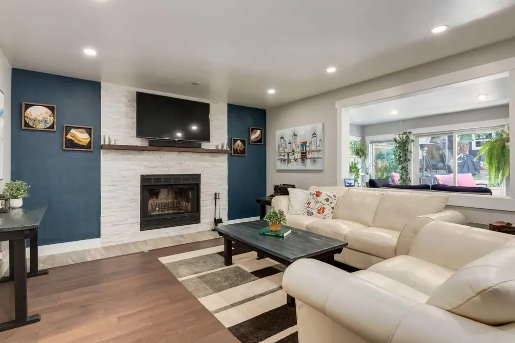 9915 Patton Road SW Calgary AB T2V 5G1