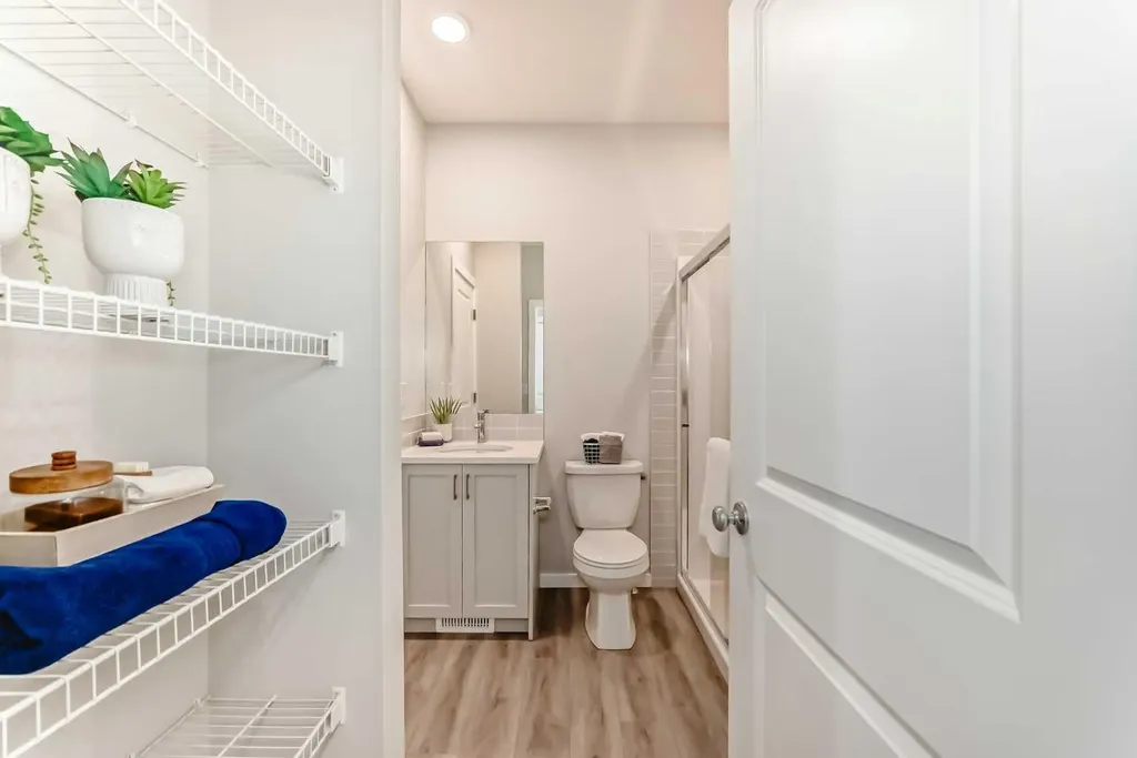 136 Heirloom Street SE Calgary AB T3S 0Y5