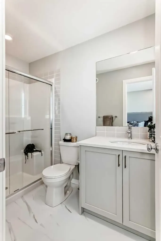 136 Heirloom Street SE Calgary AB T3S 0Y5