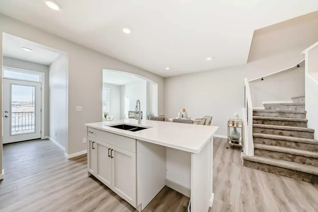 136 Heirloom Street SE Calgary AB T3S 0Y5