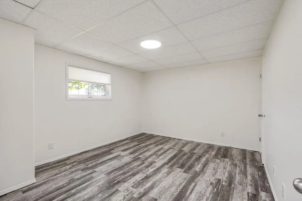 248 Blackfoot Road W Lethbridge AB T1K7W4