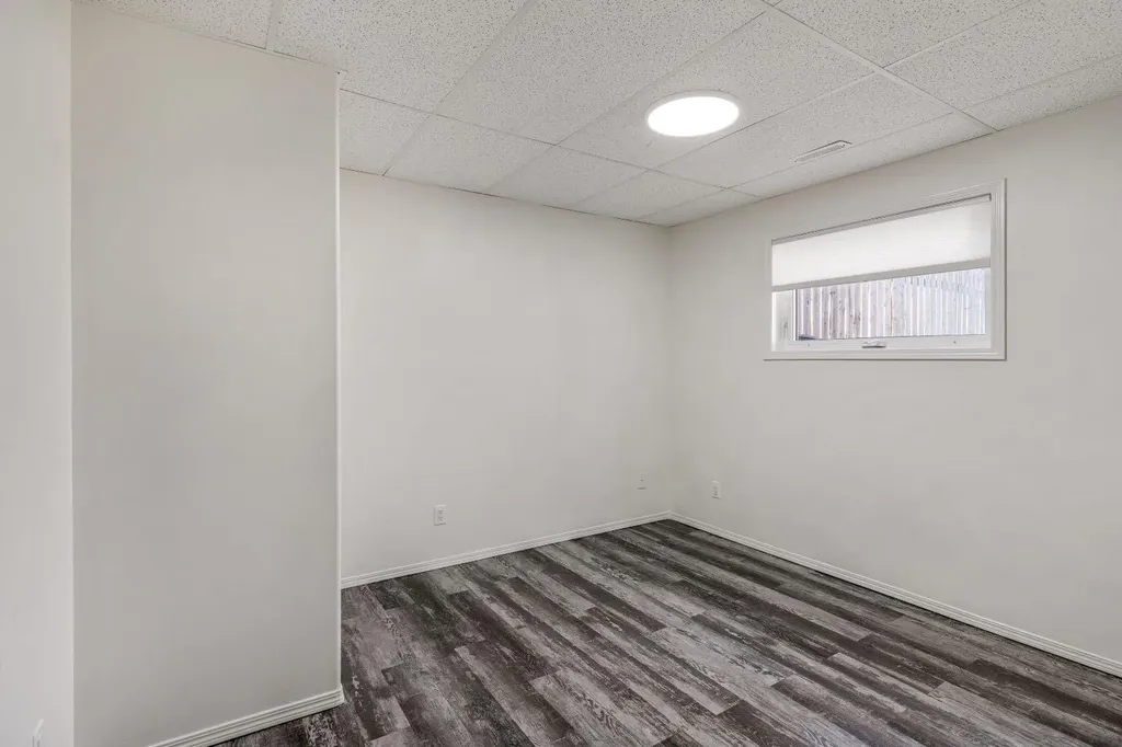 248 Blackfoot Road W Lethbridge AB T1K7W4