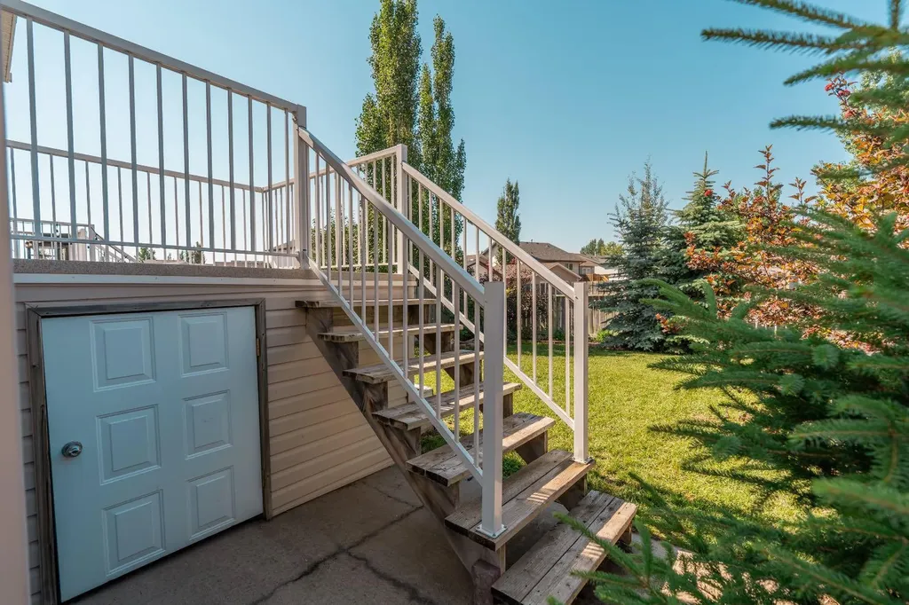 248 Blackfoot Road W Lethbridge AB T1K7W4