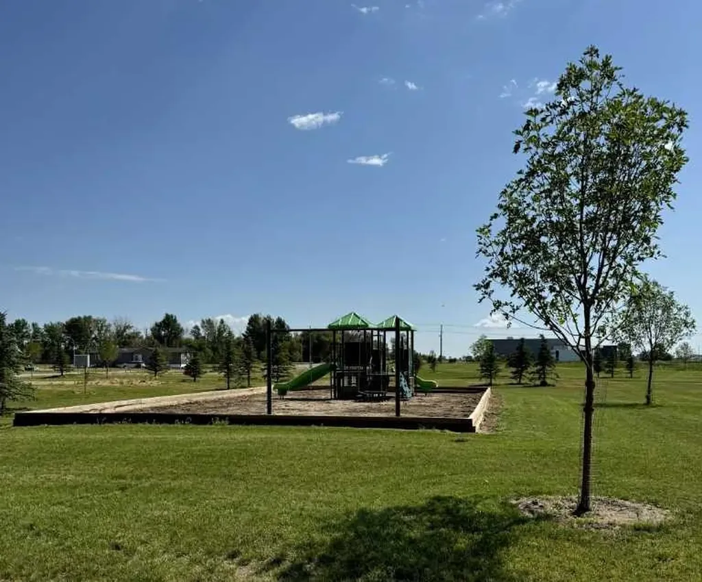 6, 10, 14 Meadows Crescent Taber AB T1G 0G7