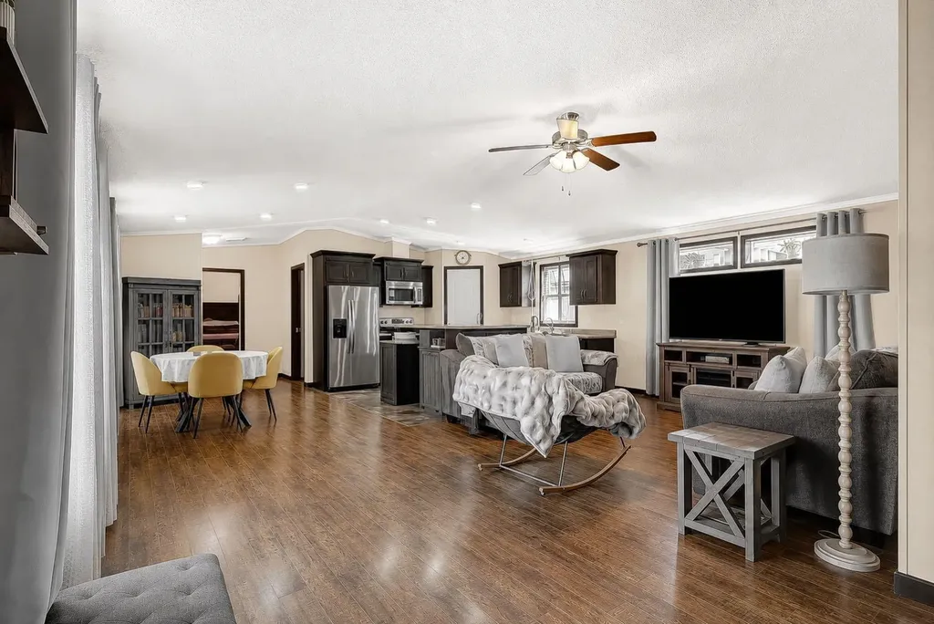 10615 88 Street Grande Prairie AB T8X 1P3