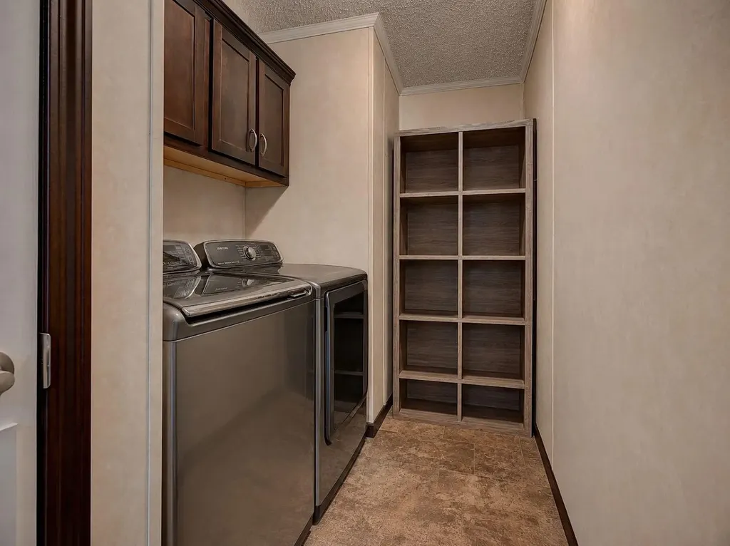 10615 88 Street Grande Prairie AB T8X 1P3