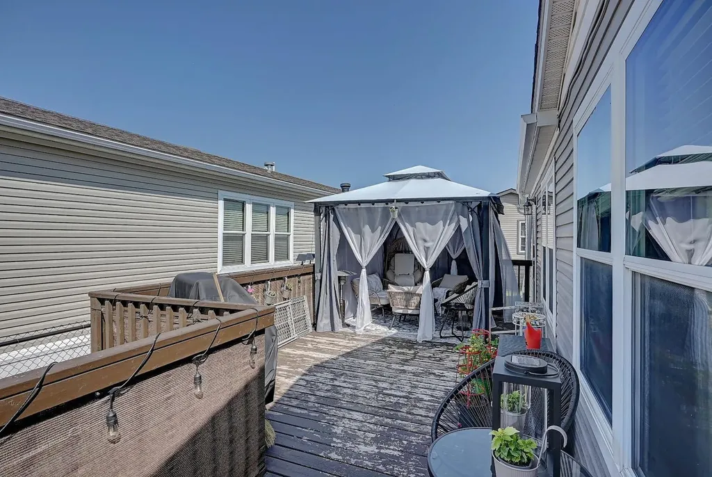 10615 88 Street Grande Prairie AB T8X 1P3