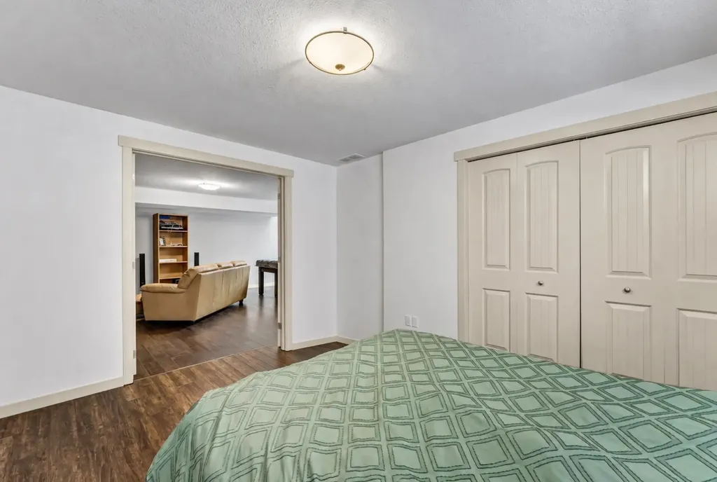 873A 5 Street SE Medicine Hat AB T1A0N9